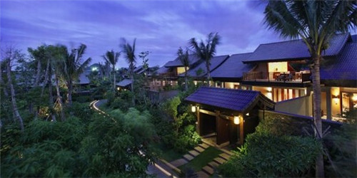 刘一锅铁锅焖面